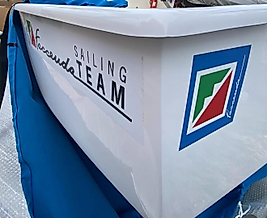 Optimist Yarış Teknesi